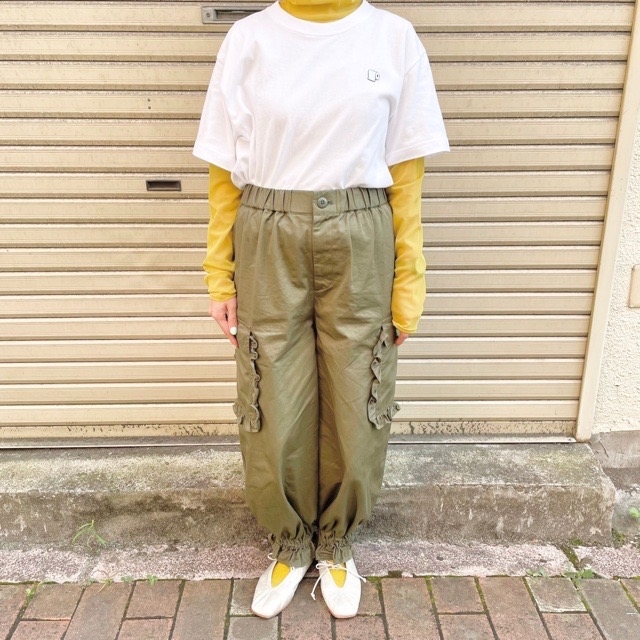 年末のプロモーション特価！ IamI〕コンパクトチノ フリルポケットカーゴパンツ l'atelier : パンツ