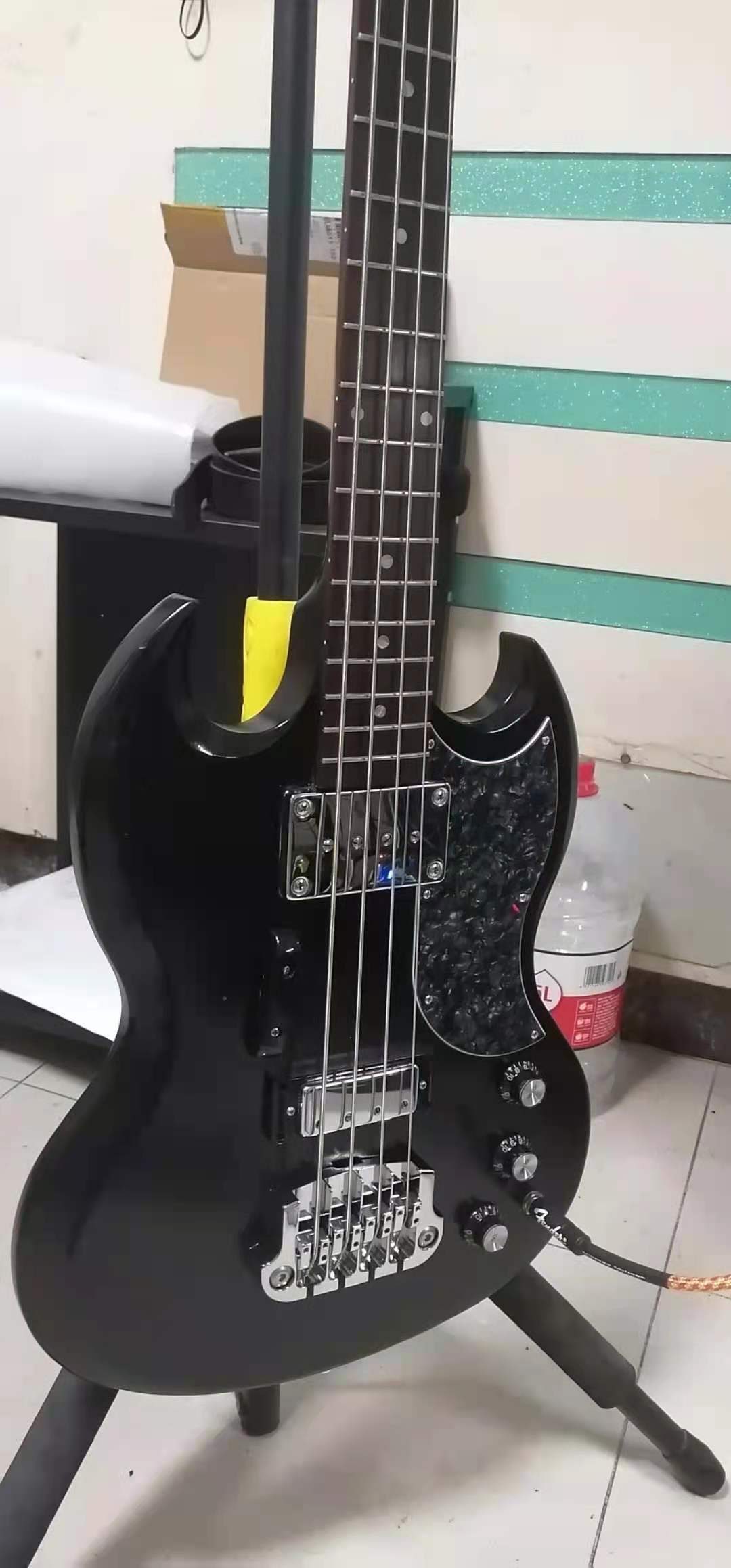 SG BassのブリッジをHIPSHOTに換装してみた : とある広東省深センより