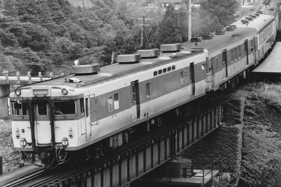サ*キ様 大量 約250枚 昔の撮り鉄さんの写真 SL 機関車 ローカル線 駅舎 懐かしの蒸気機関車写真館
