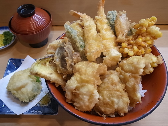 天ぷら 鎧 岡山市北区今 バディあきら 酒場放浪 食べ歩き 山歩き 音楽 ギター 映画にワンコ 時々野良猫