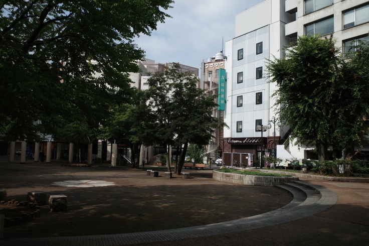 ブロンプトンと夏の長野県へ その11 ~ 朝の善光寺_a0287336_12494702.jpg
