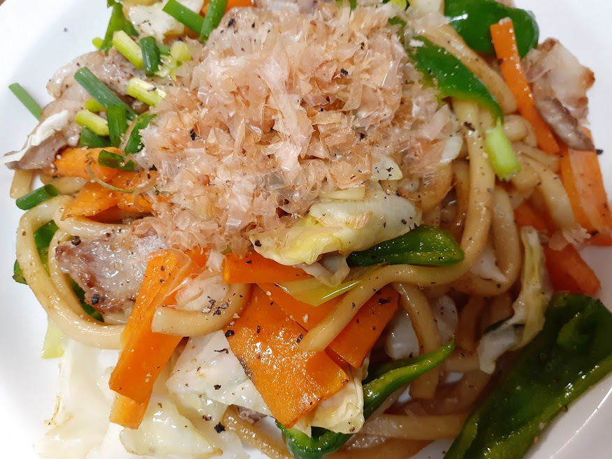 分子調理学系のさっぱり焼きうどん 美味しい が好き