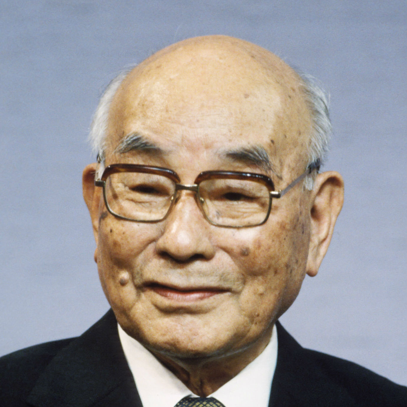 土光敏夫 16 19 有名人の墓巡り 昭和の著名人と出会う旅