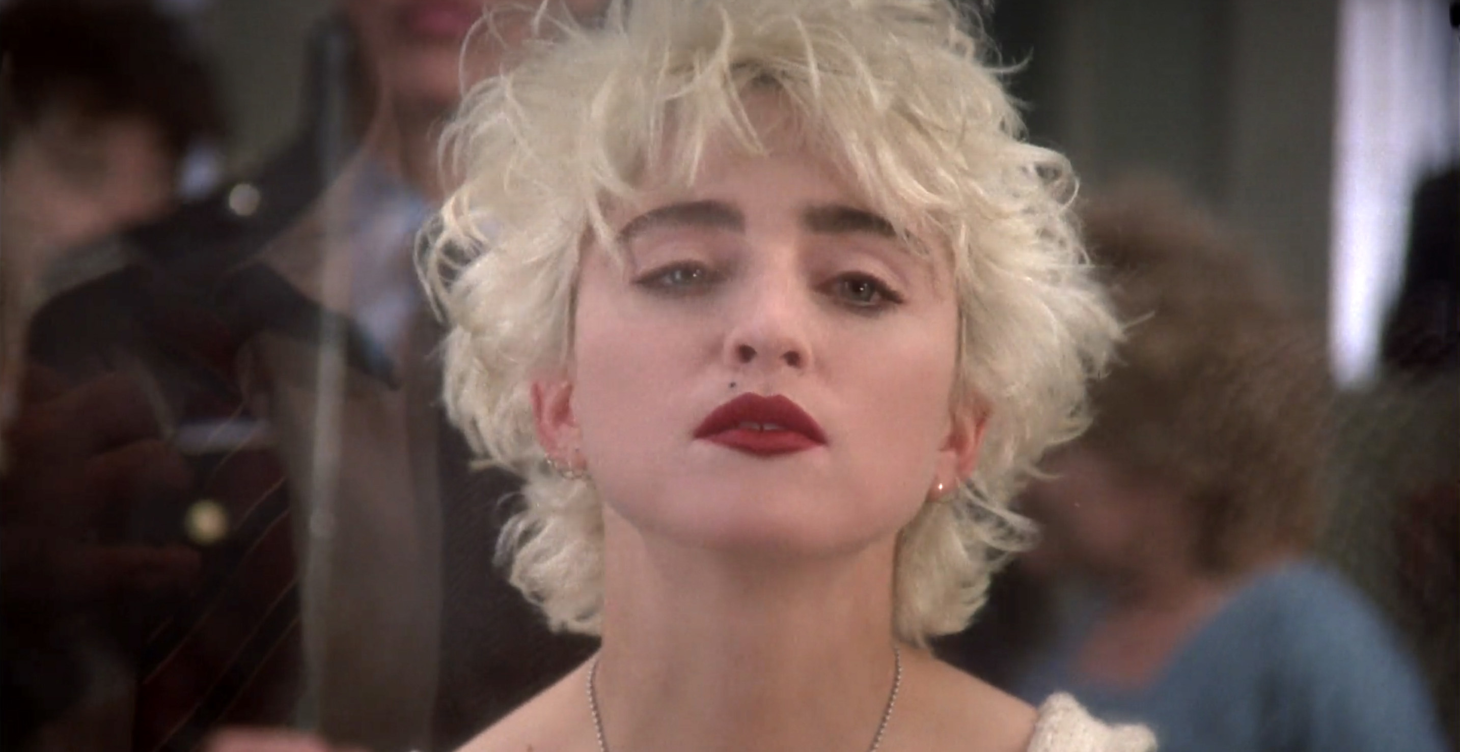 マドンナ（Madonna）「フーズ・ザット・ガール」（1987）・・・其の壱_e0042361_20462233.jpg