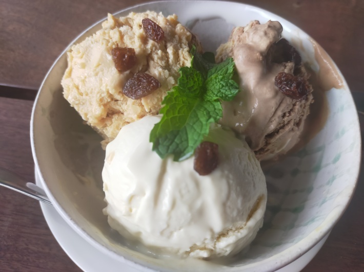 食ING情報☆絶品フィッシュ＆チップスと超得フルーツクレープ＠OnederzCafe(シェムリアップ)_e0408534_22133739.jpg