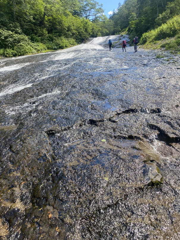 2021年7月 『大雪山クワンナイ沢遡行』　July 2021 \"Canyoning in Kuwannai River, Mt Taisetsu\"_c0219616_08594237.jpg