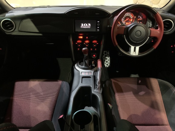 1月6日(木)TOMMYBASEブログ☆トヨタ☆86☆カスタムセダン・カスタム 