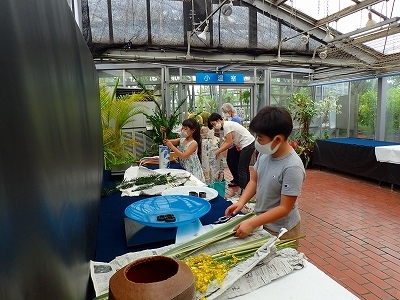 華やかに、いけばな展_f0203094_09115587.jpg