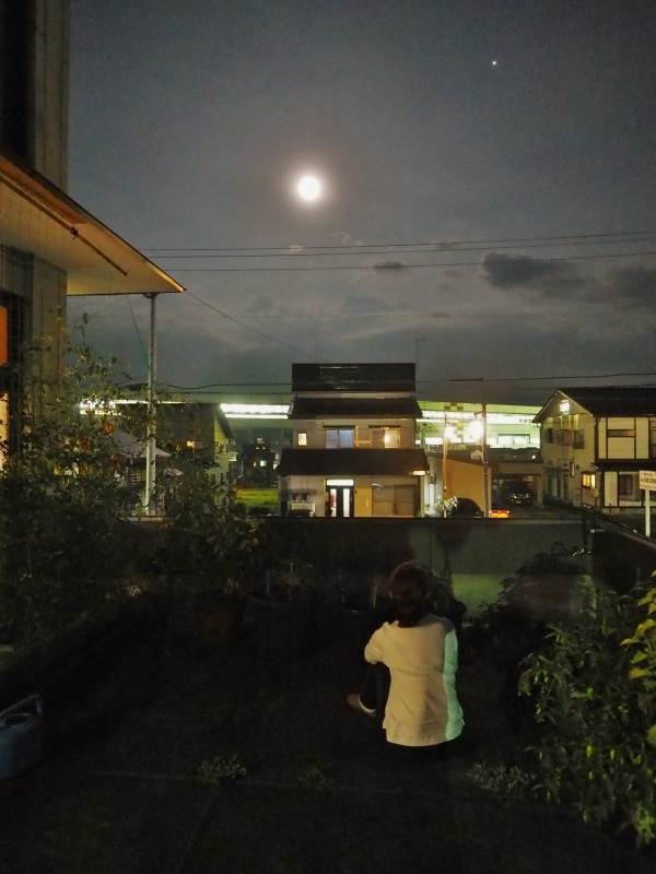 23日の夜は「スタージェンmoon」でした_c0336902_21431791.jpg