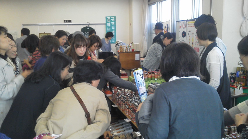 津軽こけし館、ワゲモノの放課後⑥　「ハマギクの花」_e0318040_21323622.jpg