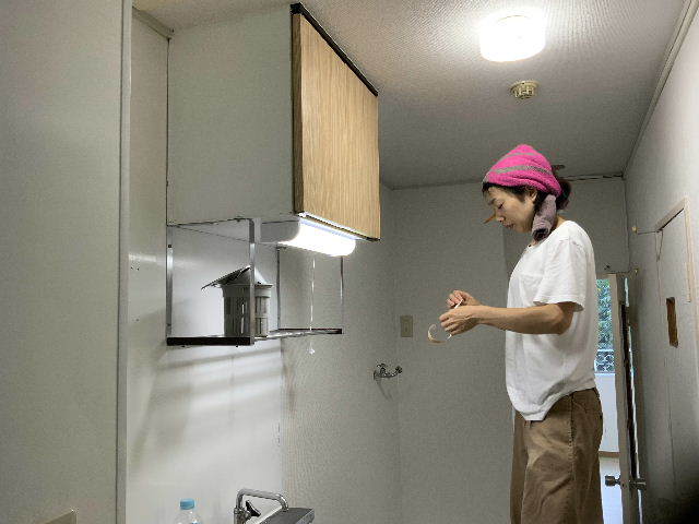 44日目 大型物件・建具・作業台作り・網戸・フィルム施工_f0031037_19424090.jpg