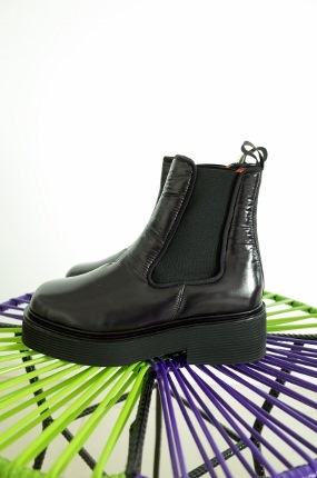 MARNI 新着バッグ&シューズ_b0122805_16504292.jpg