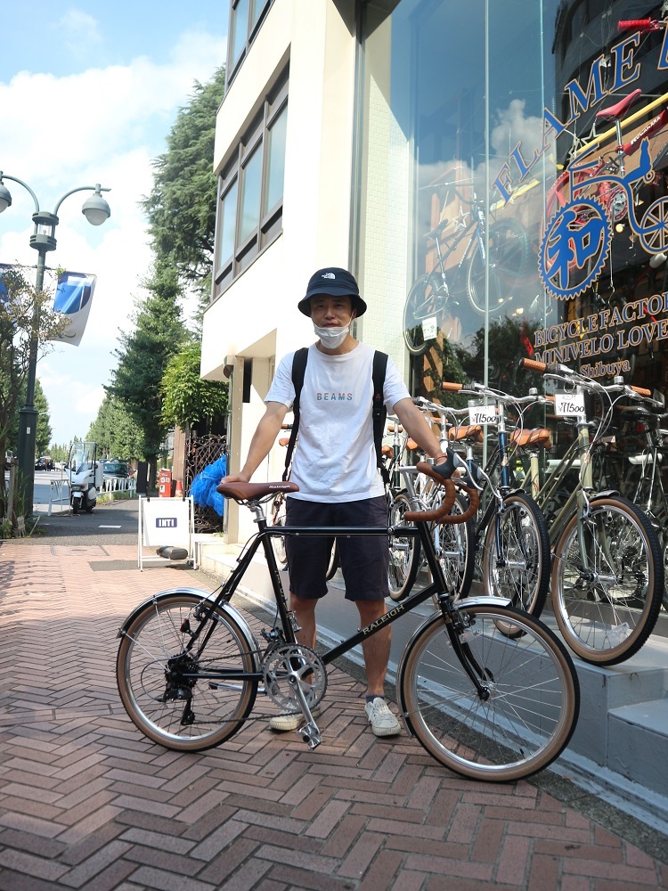 8月28日　渋谷　原宿　の自転車屋　FLAME bike前です_e0188759_18505509.jpg