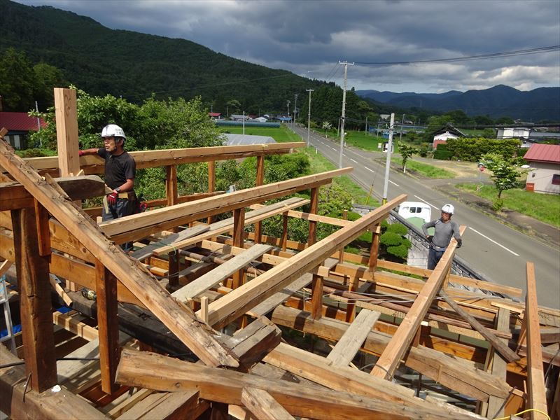 花巻　古民家改修工事　進行中です。_f0105112_04520089.jpg