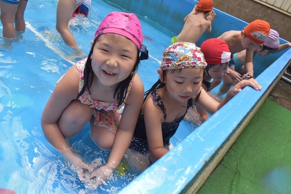 ゆり組　マリア園最後のプール遊び…_c0212598_14145743.jpg