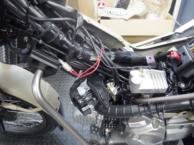 ハンターカブCT125にLEDフォグライト : バイクの横輪 ハンターカブCT125にLEDフォグライト : バイクの横輪