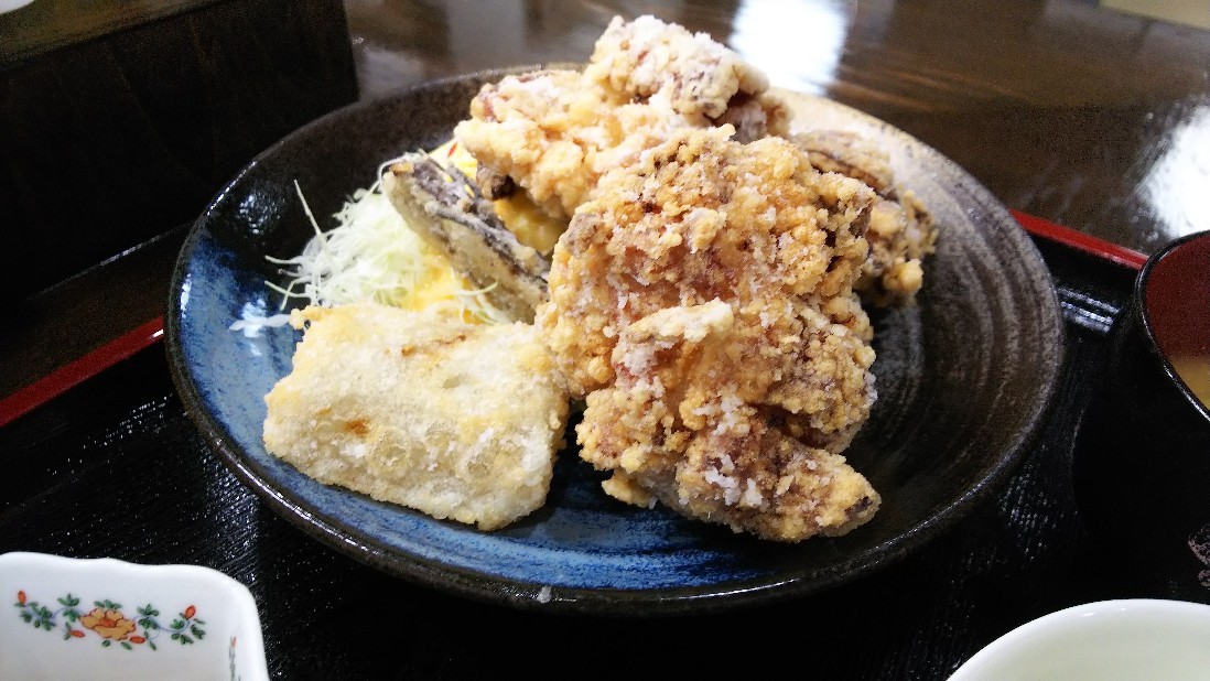 三島市 和食処 じなん坊 ランチ990円 白い羽 彡静岡県東部情報発信 Pipipi