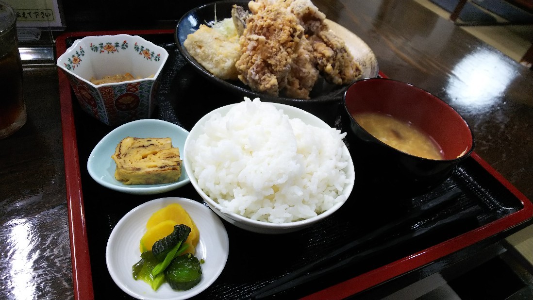 三島市 和食処 じなん坊 ランチ990円 白い羽 彡静岡県東部情報発信 Pipipi