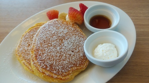 【サラベス東京でパンケーキ♪】_f0215714_16344825.jpg