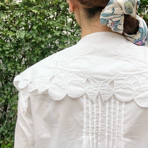 peu pres〗ヒメリンゴ刺繍 付け衿ブラウス : l'atelier du savon