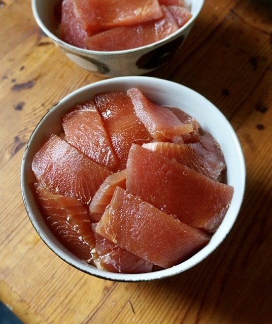 鮪 Euの規則では鮨や刺身など生食用として供する魚は必ず冷凍しなければならない べルリンでさーて何を食おうかな