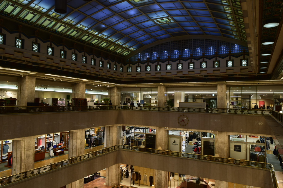 東京日本橋の三越本店(昭和モダン建築探訪)_f0142606_02381107.jpg