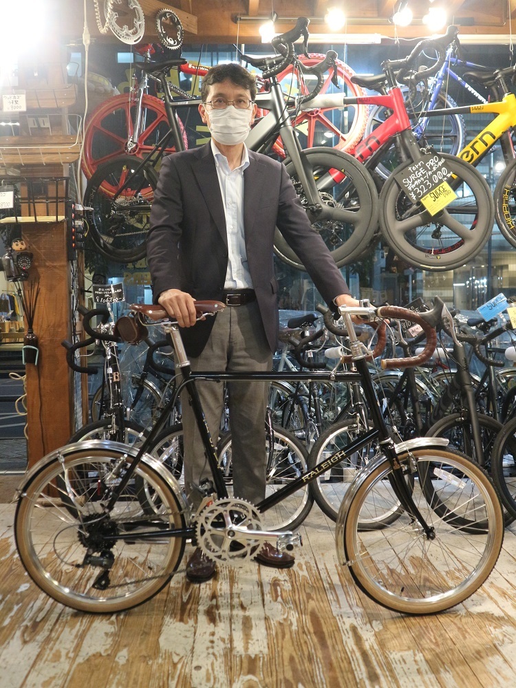 9月4日 渋谷 原宿 の自転車屋 FLAME bike前です_e0188759_17043203.jpg