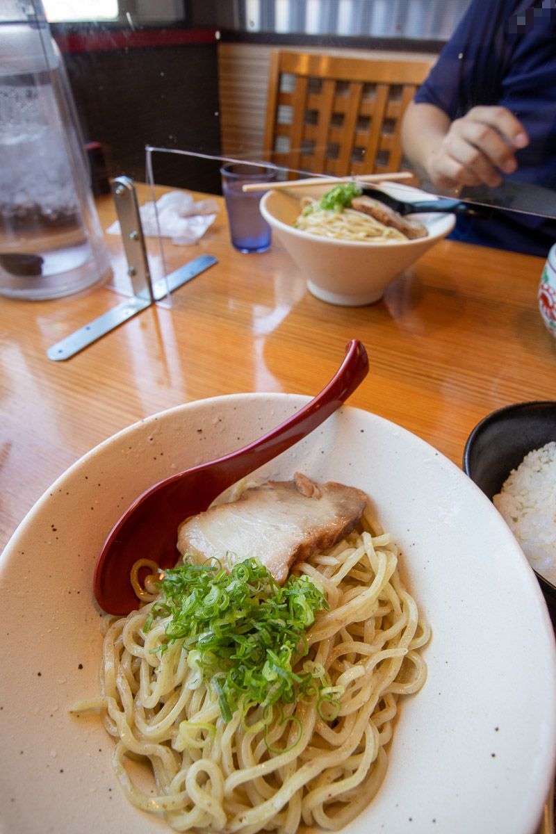  味噌ラーメン専門店 麺屋 國丸。 土佐道路店。で、肉味噌つけ麺_a0077663_08263592.jpg