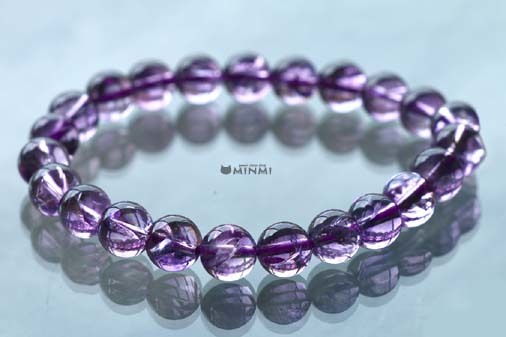 新入荷 高品質ラベンダーアイリスクォーツ9㎜8㎜ブレス_c0140599_15461846.jpg