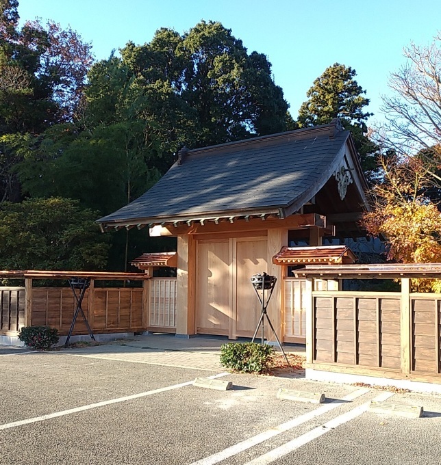 古民家レストラン 四季の華 ケヤキ門_f0072347_12213574.jpg