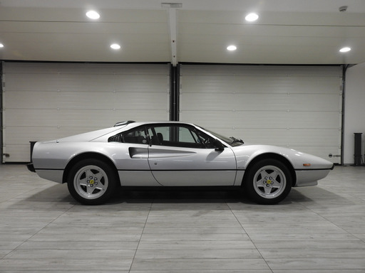 84y 308GTB Quattrovalvole_a0129711_11140657.jpg