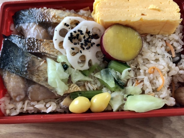 【茅ヶ崎えぼしのお弁当2種】久しぶり_b0009849_14021145.jpeg