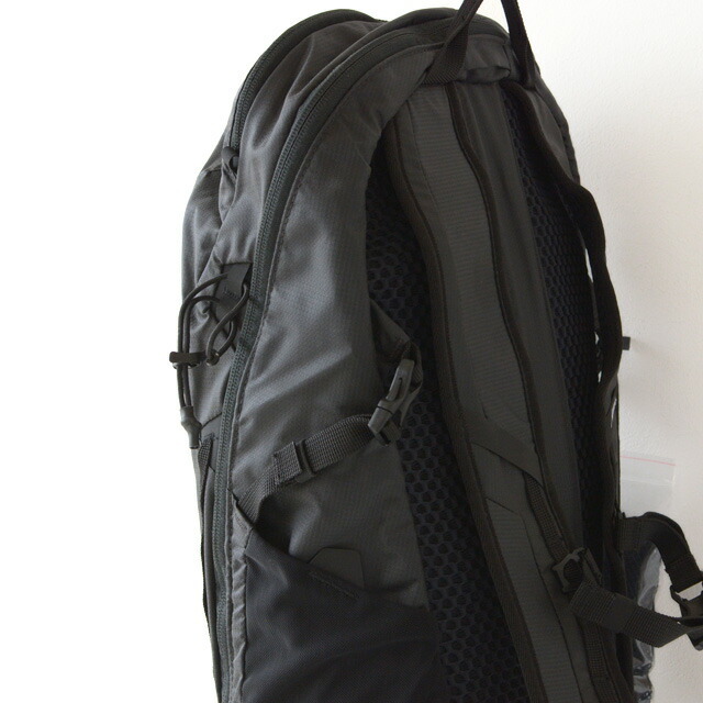 Matador[マタドール] Beast18 Ultralight Technical Backpack [20370027]_f0051306_09492942.jpg