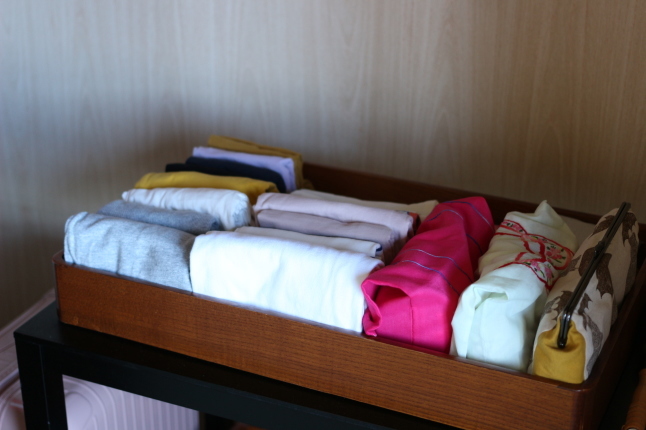 和室の旅館で心地よく過ごすためには、まず荷解きを_f0354014_18145399.jpg