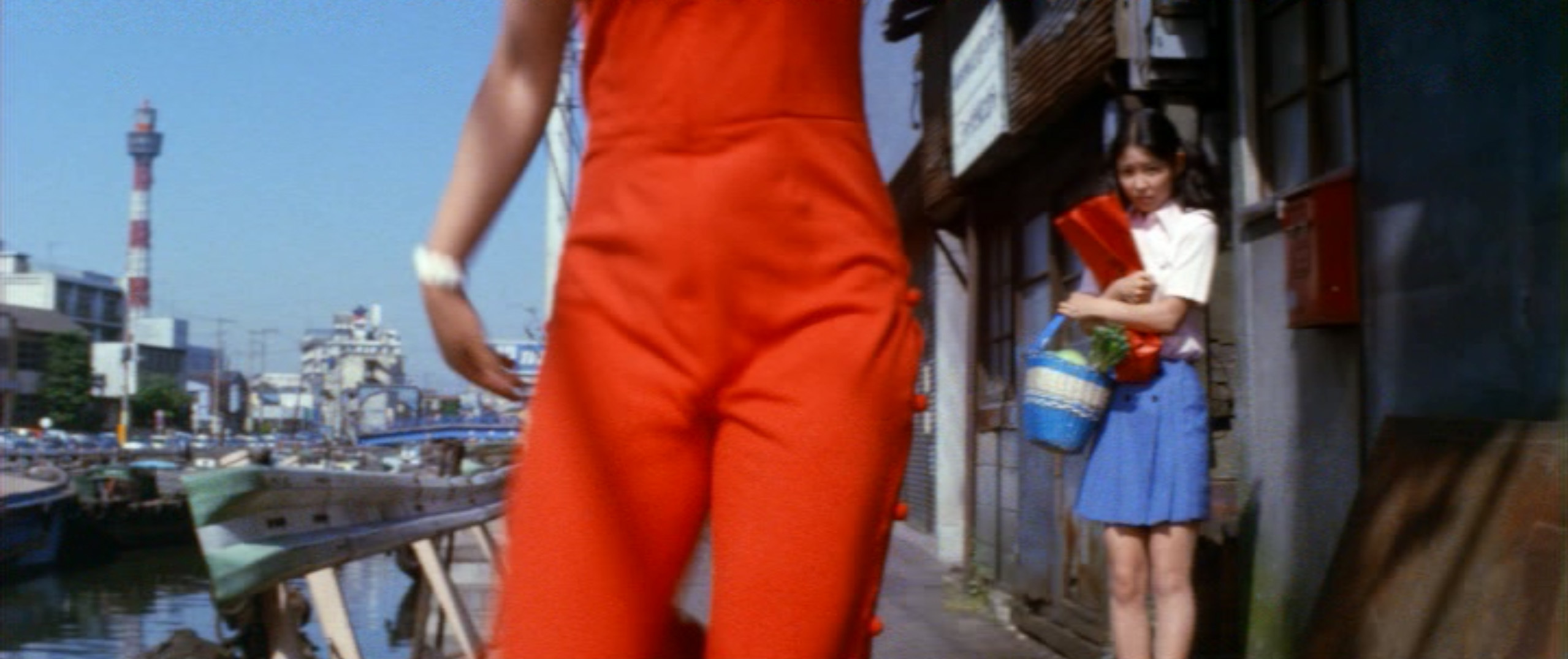 市毛良枝(Yoshie Ichige)「混血児リカ ハマぐれ子守唄」(1973)・・・《前半》_e0042361_20453310.jpg