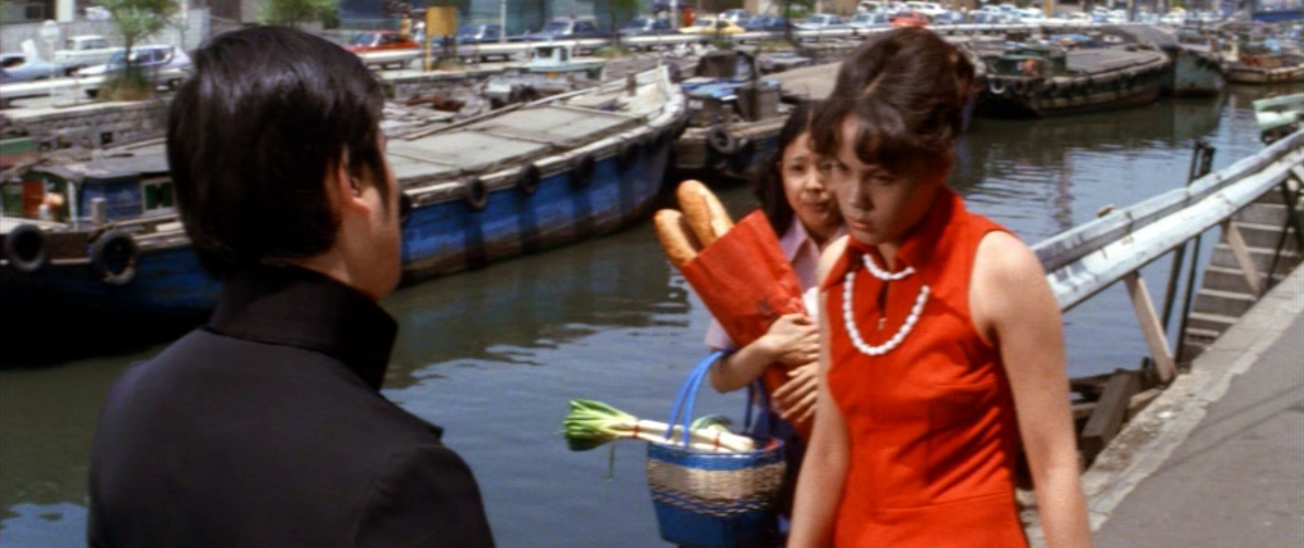 市毛良枝(Yoshie Ichige)「混血児リカ ハマぐれ子守唄」(1973)・・・《前半》_e0042361_20454843.jpg