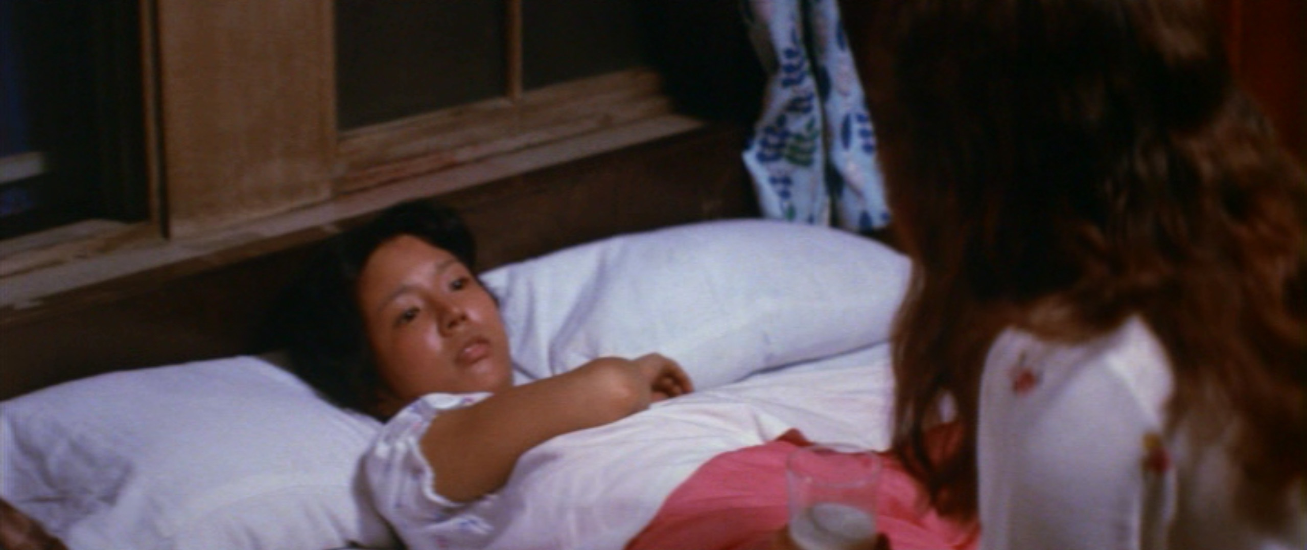 市毛良枝(Yoshie Ichige)「混血児リカ ハマぐれ子守唄」(1973)・・・《前半》_e0042361_20460206.jpg