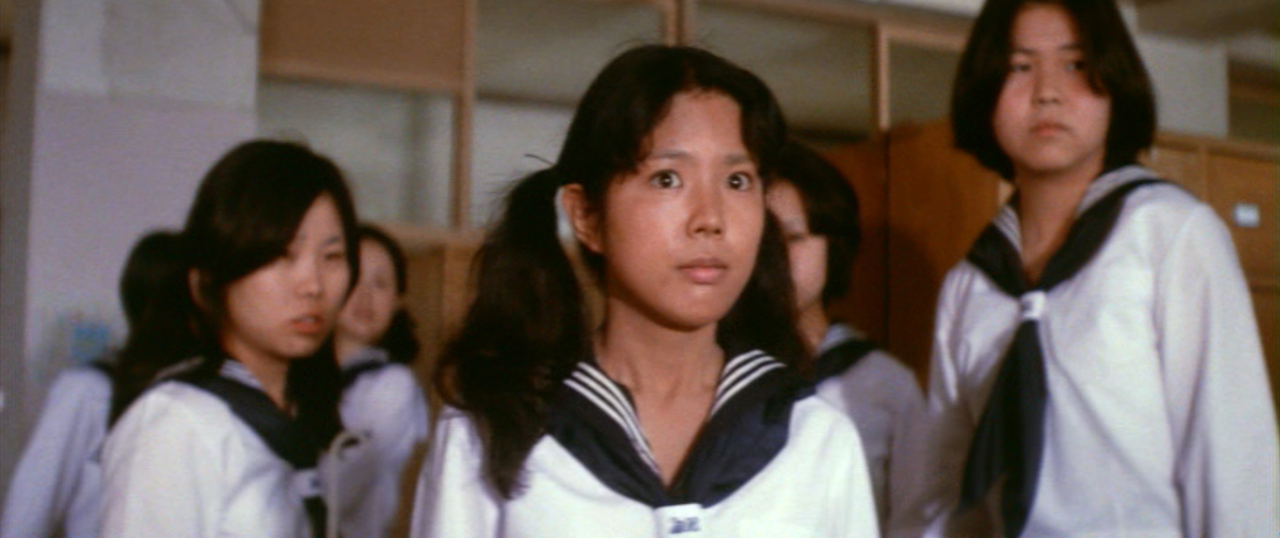 市毛良枝(Yoshie Ichige)「混血児リカ ハマぐれ子守唄」(1973)・・・《前半》_e0042361_20460550.jpg