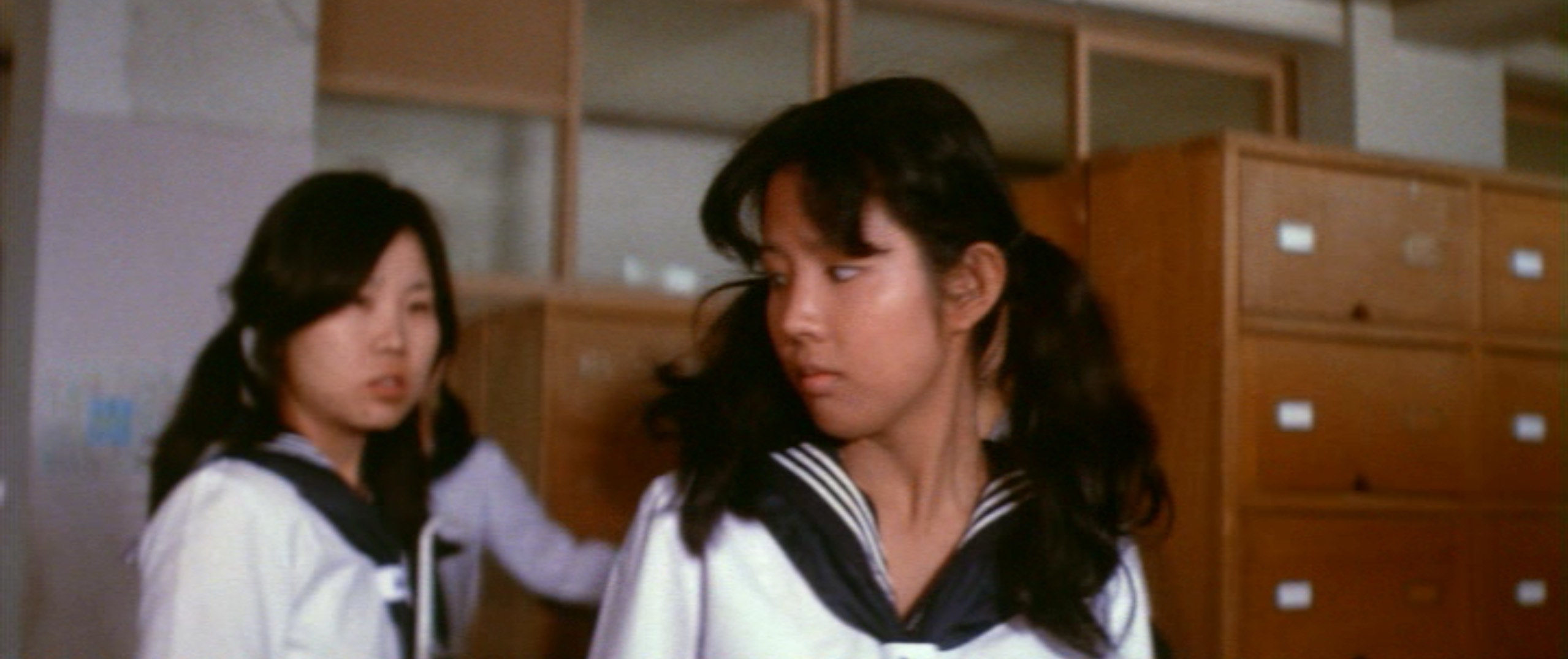 市毛良枝(Yoshie Ichige)「混血児リカ ハマぐれ子守唄」(1973)・・・《前半》_e0042361_20461228.jpg