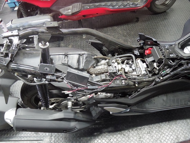 PCX160にETC : バイクの横輪