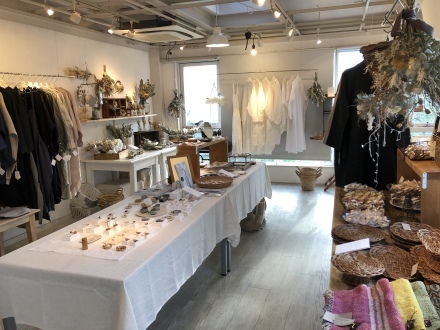 AN Linen「きぬがわあゆみの大人服」展_a0389638_12020546.jpeg