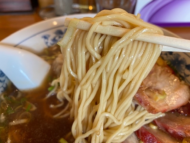 横浜元町の絶品ラーメン_a0359239_16474505.jpg