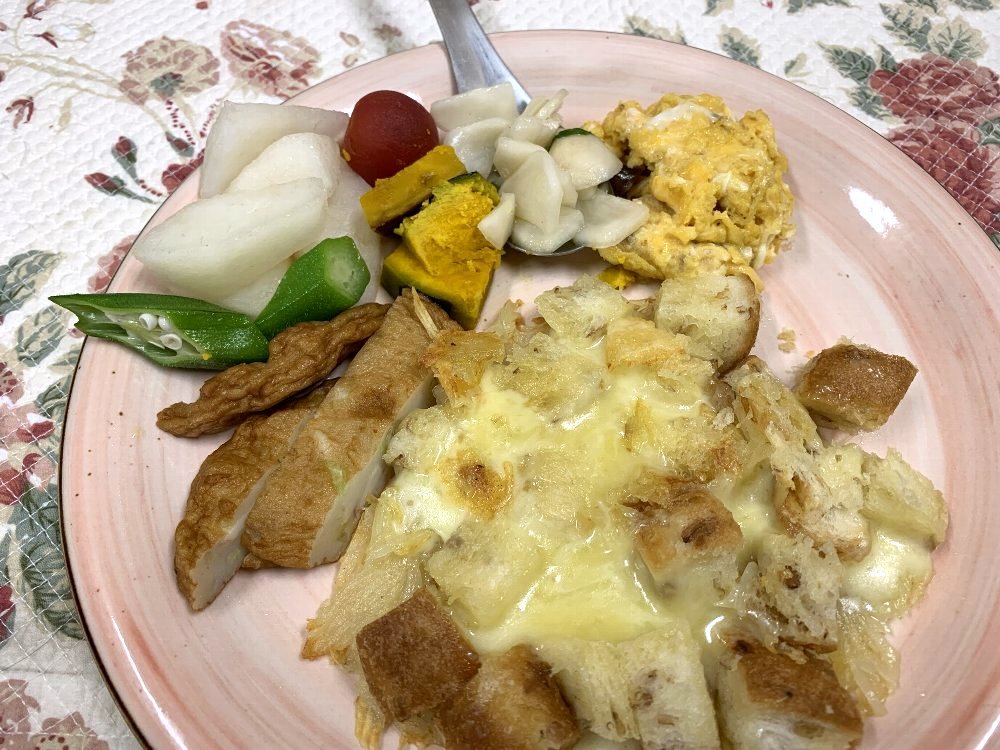 ☆ハッシュドブラウンポテト・サイコロトーストのせチーズ焼き☆_c0092953_23555920.jpg