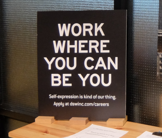 \"Work where you can be you\"(あなたらしくいられる場所で働こう)_b0007805_23065147.jpg