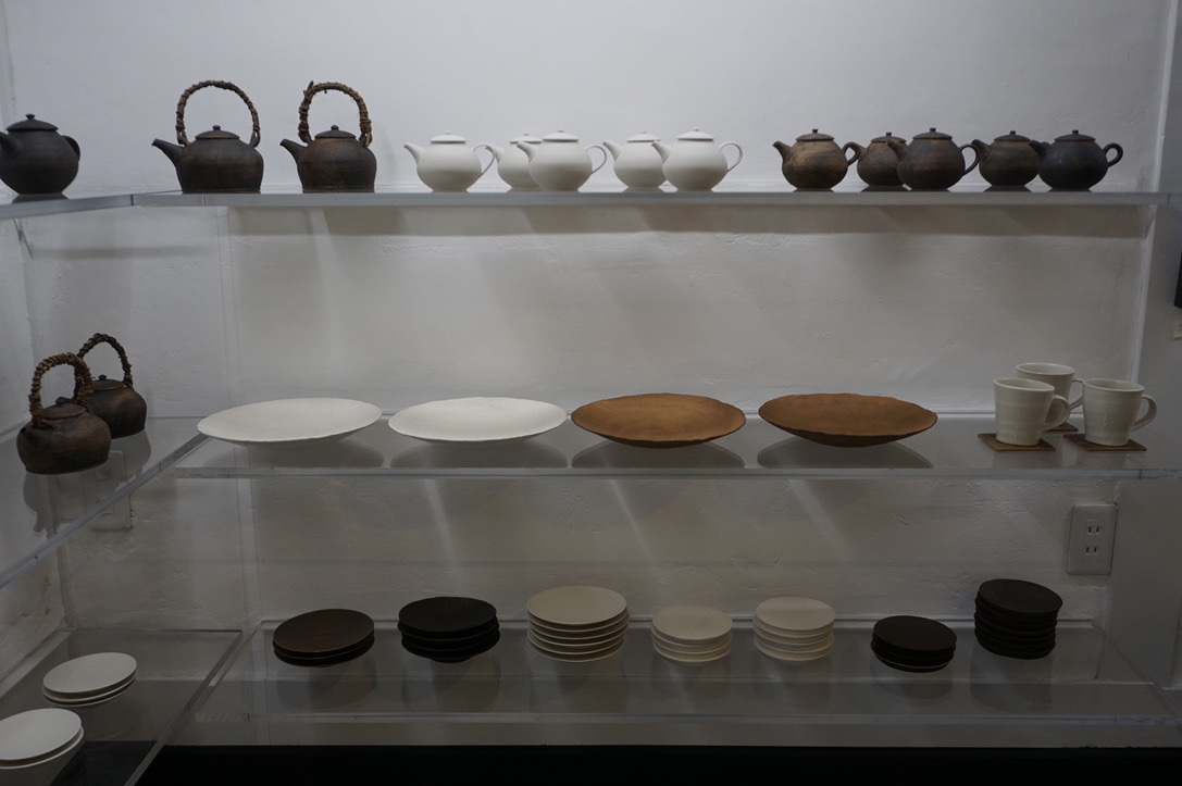 上田浩一(陶磁)・樋上純(漆皮) 秋支度展 9/15(水)~20(月)_b0132442_20531104.jpeg