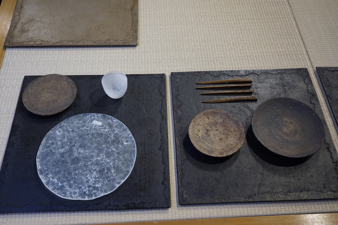 上田浩一(陶磁)・樋上純(漆皮) 秋支度展 9/15(水)~20(月)_b0132442_20534823.jpeg