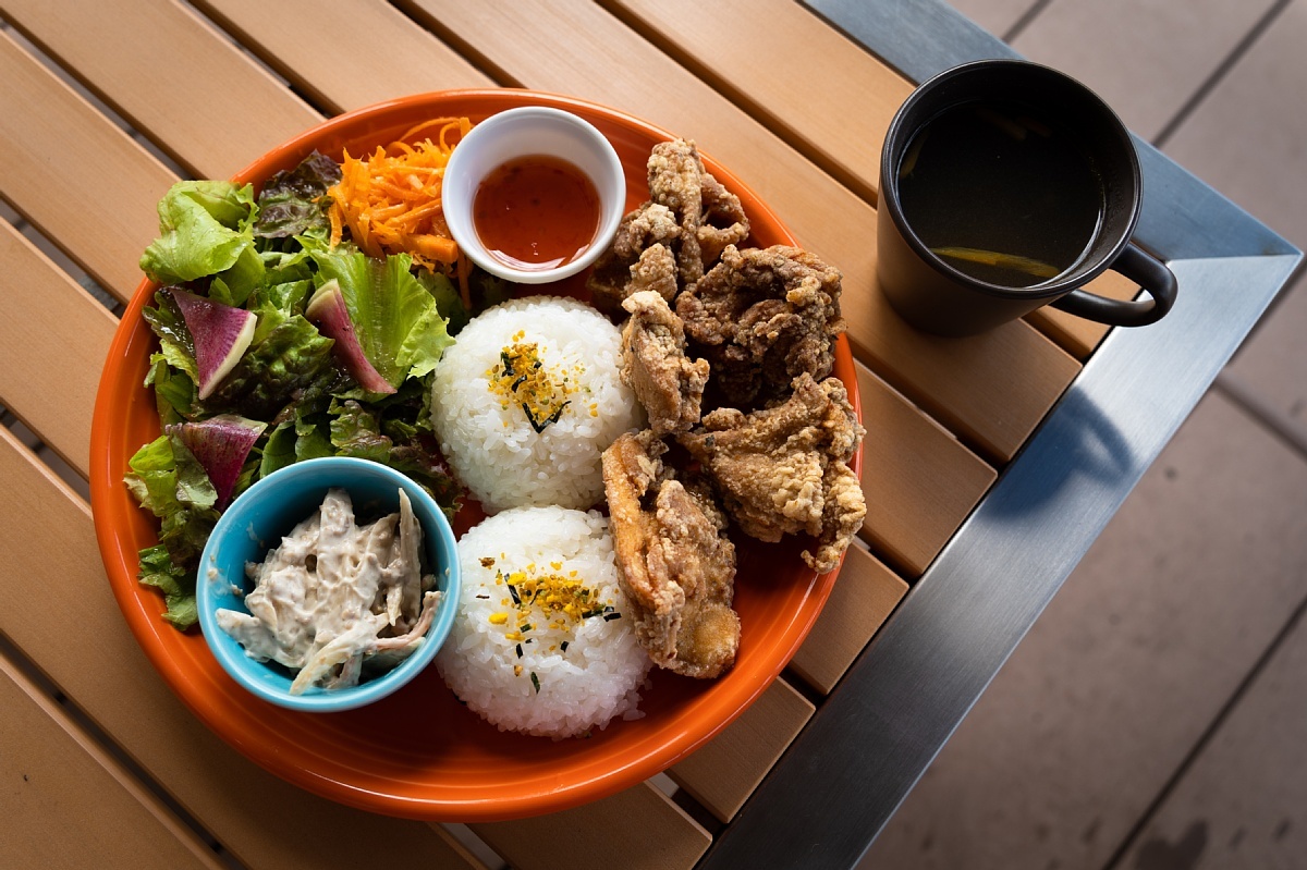 OHANA Cafe でハワイアンなランチタイム_d0353489_19522664.jpg