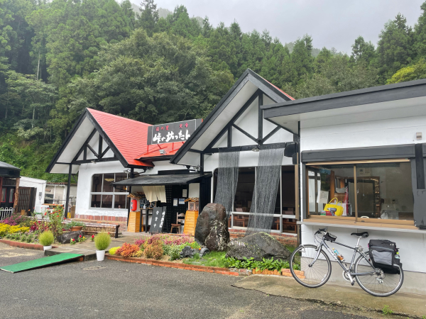 【チャリ旅47第三弾5:松山→伊予107キロ】途中のドライブインのホルモンが妙に美味かった 2021.9.15_b0002156_09093671.jpg