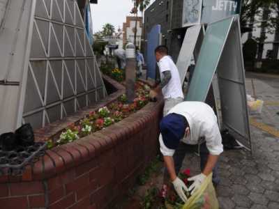 ガーデンふ頭総合案内所前花壇の植替えR3.9.13_d0338682_16172031.jpg