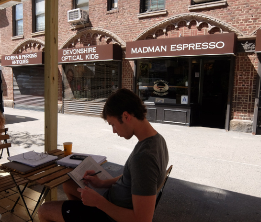 NYU学生街の雰囲気の良いカフェ、Madman Espresso（マッドマン・エスプレッソ）_b0007805_04411812.jpg